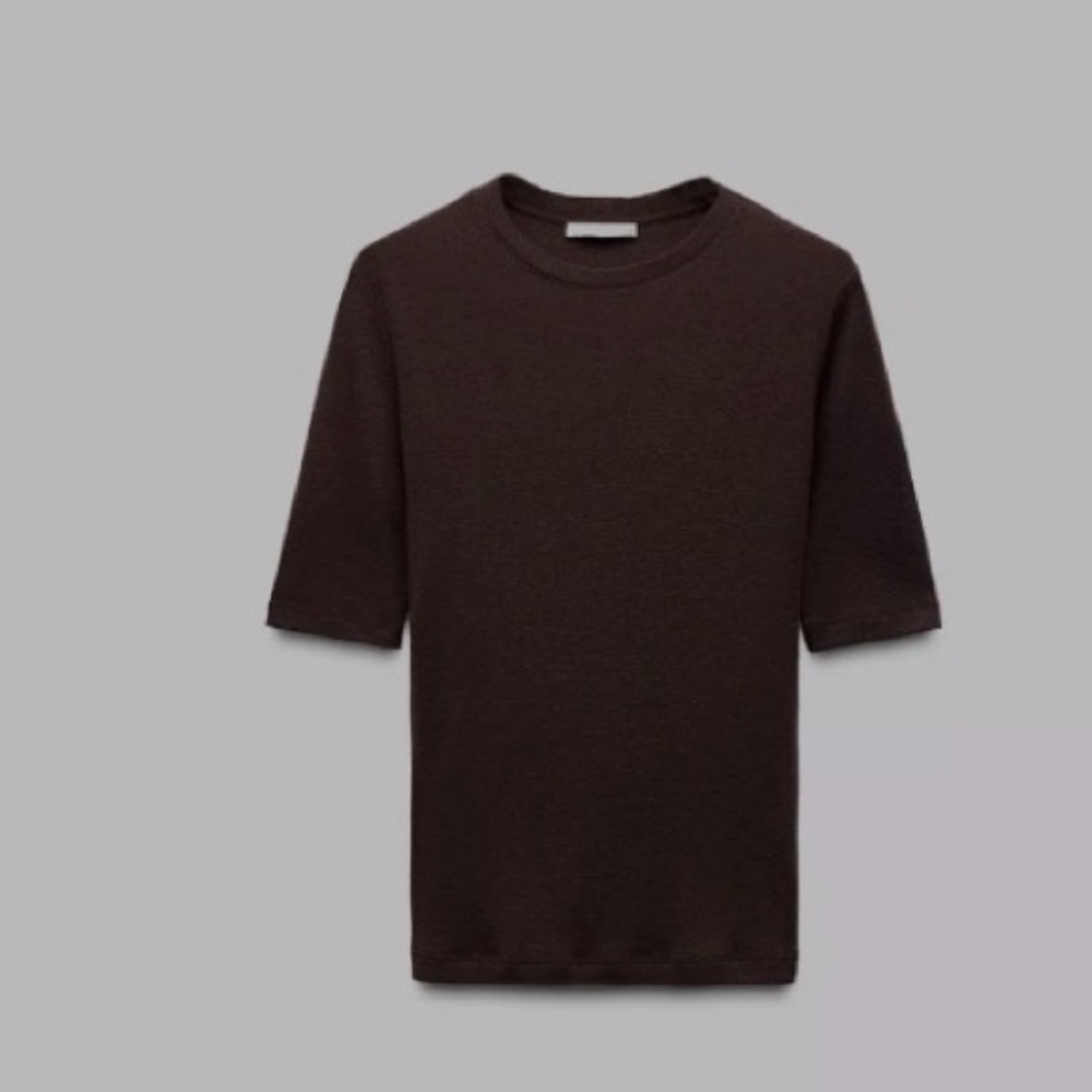 Zara - SOFT 100% WOOL T-SHIRT - Medium